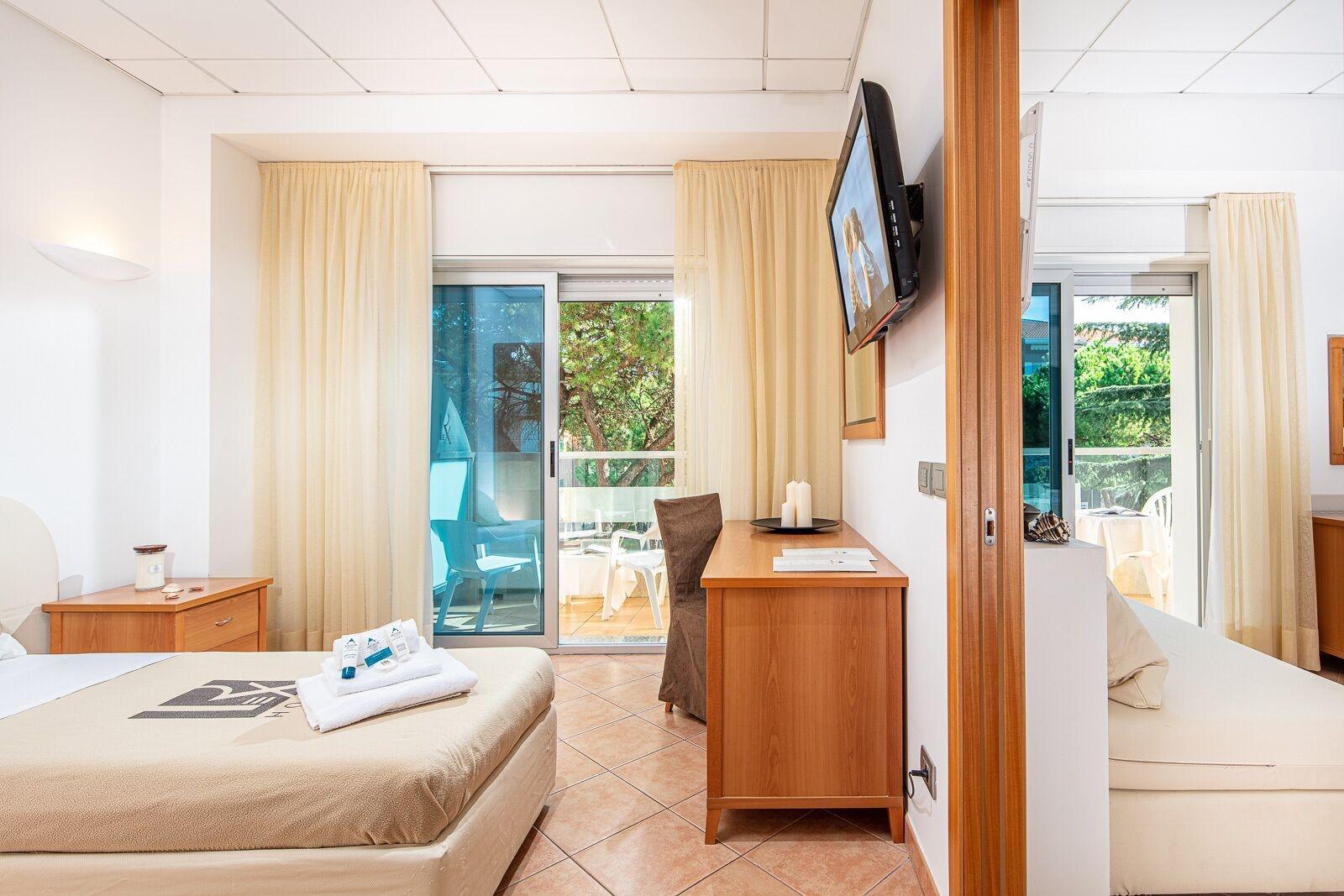 Hotel Rex Lignano Sabbiadoro Exterior foto