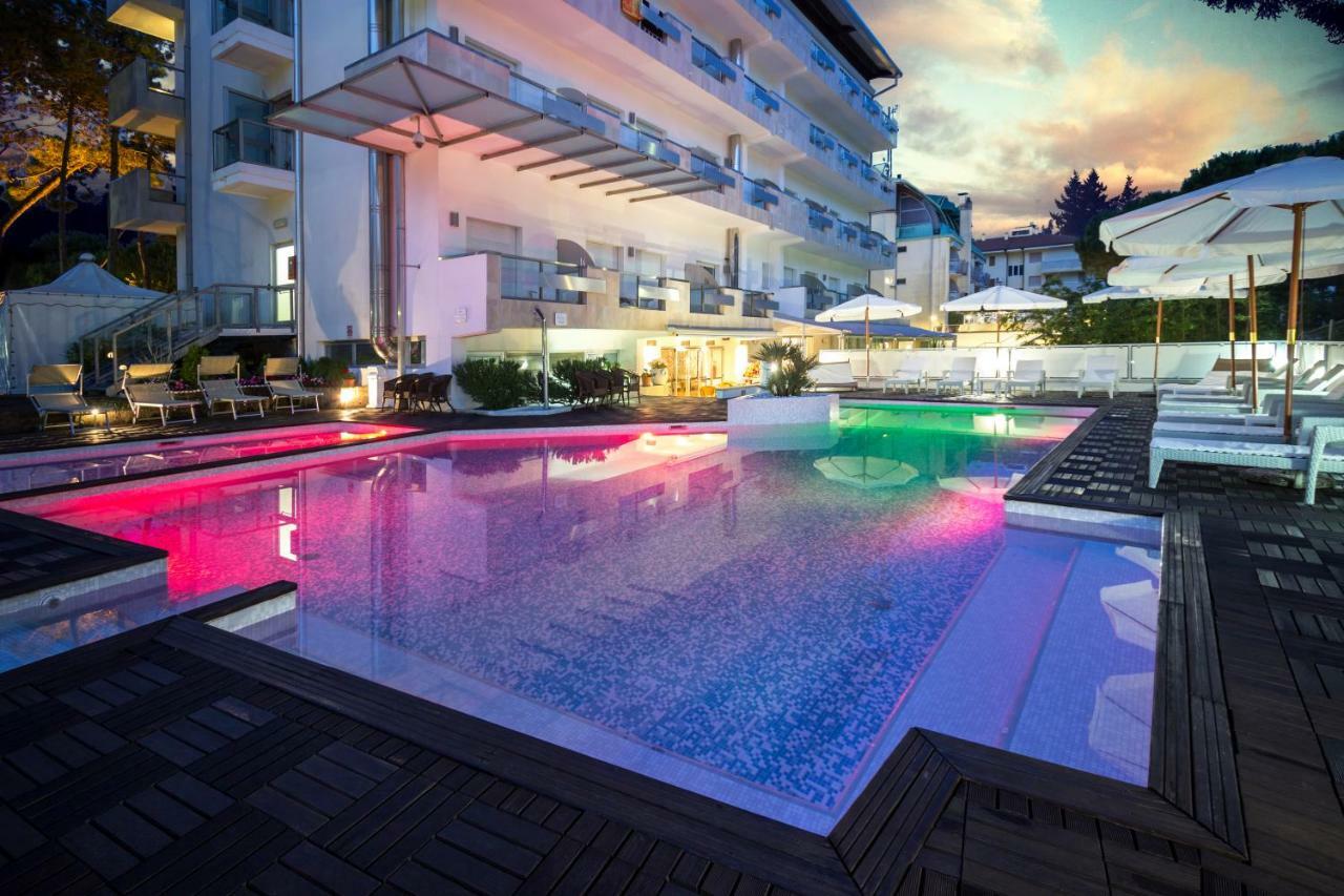 Hotel Rex Lignano Sabbiadoro Exterior foto